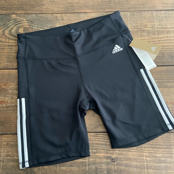 Adidas | Bike Shorts XL - Picture 2 of 9